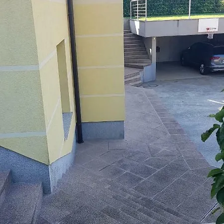 Διαμέρισμα Jana Apartma